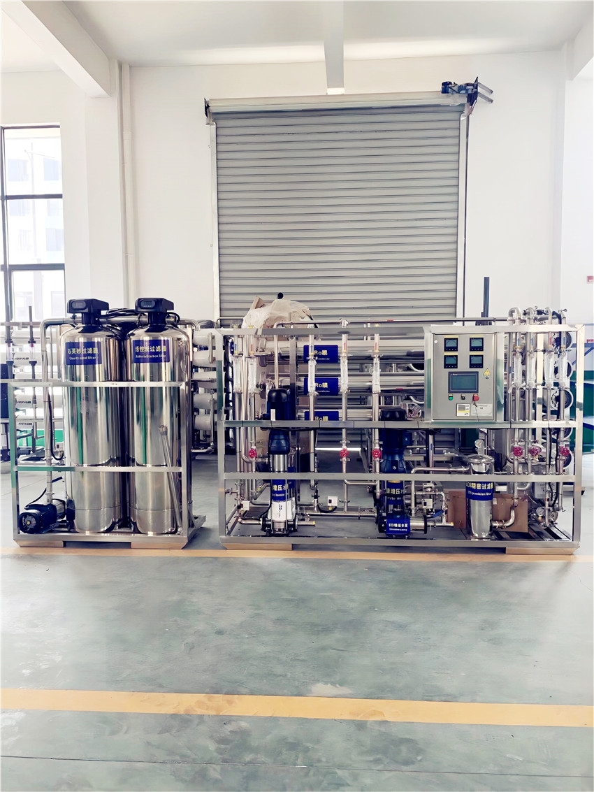 纯化水设备的预处理系统中，活性炭过滤器的